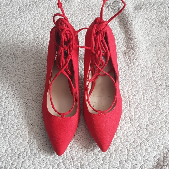 Red heel - Picture 3 of 4